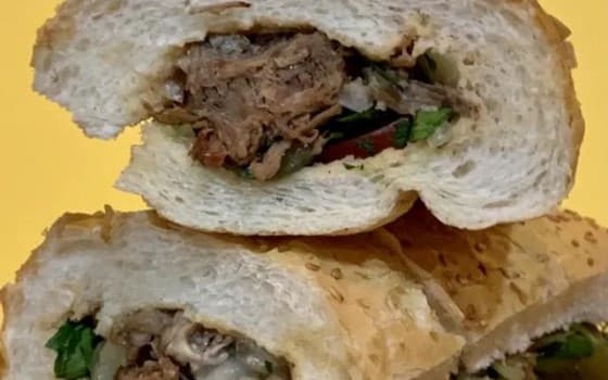 ساندویچ رُست بیف